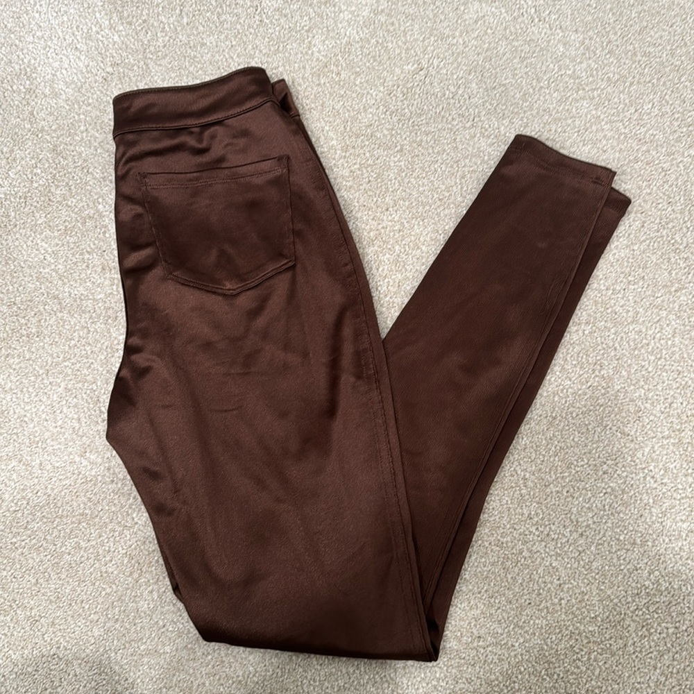 Skims shiny high waisted pants SMALL